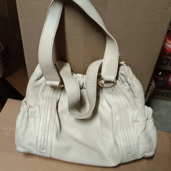 Vintage Michael Kors Beige Soft Leather Drawstring Hobo Bag - Picture 3 of 12